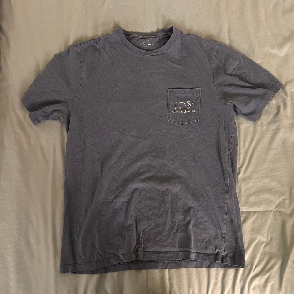 Vineyard vines shirt